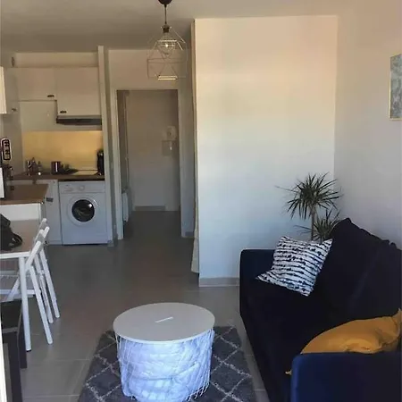 Apartment Studio Au Coeur Du Golf De Saint-tropez